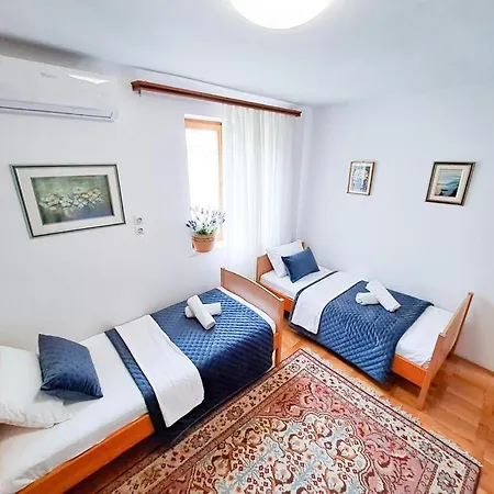 Rosa Apartment *